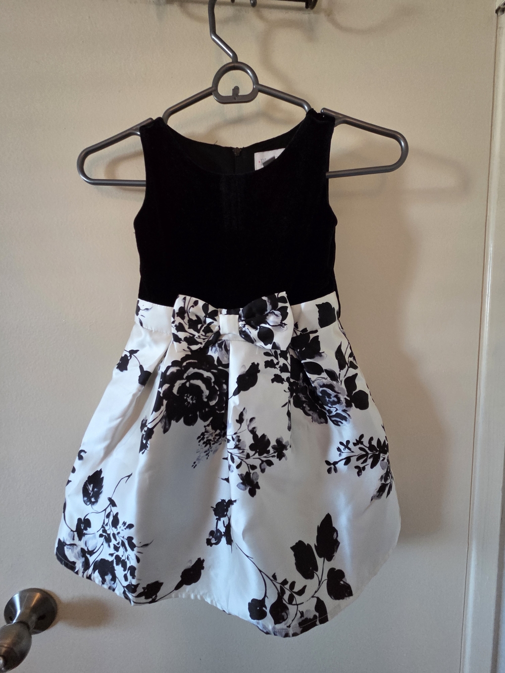 Children's Place Black and White Floral Bow-Front Girls' Formal Dress